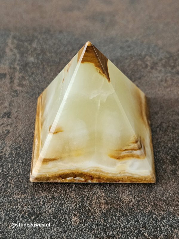 Piramide Onyx